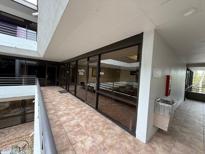 More Photos Of 2477 Stickney Point Rd, Sarasota Office For Lease