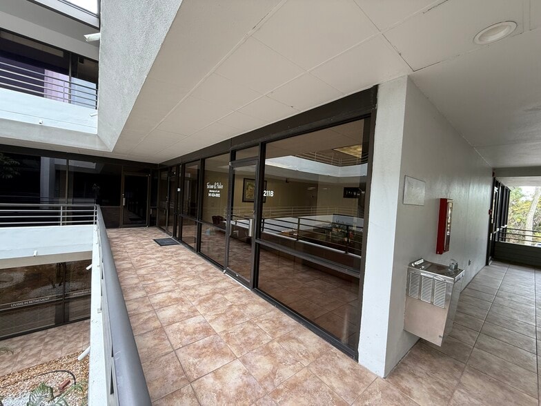 More Photos Of 2477 Stickney Point Rd, Sarasota Office For Sale