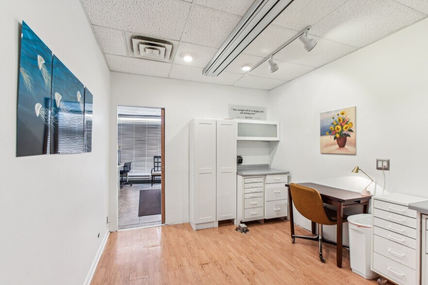 More Photos Of 4022 N Central Ave, Chicago Medical For Sale