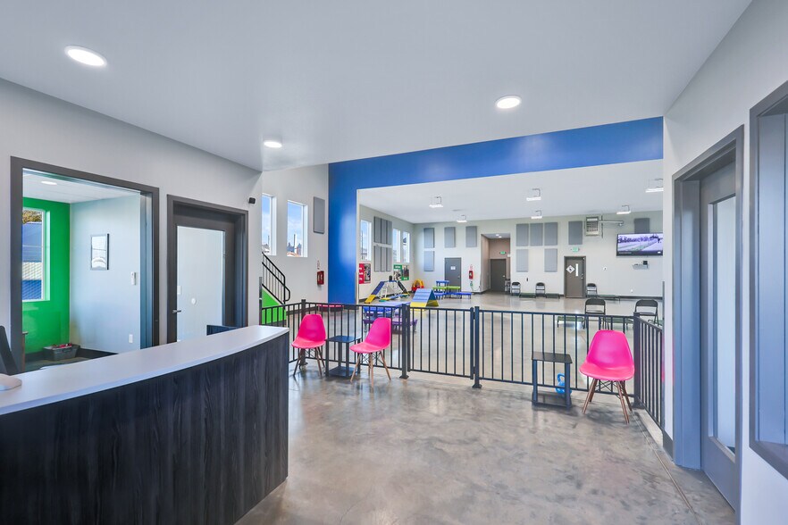 More Photos Of 16614 E Sprague Ave, Veradale Freestanding For Sale