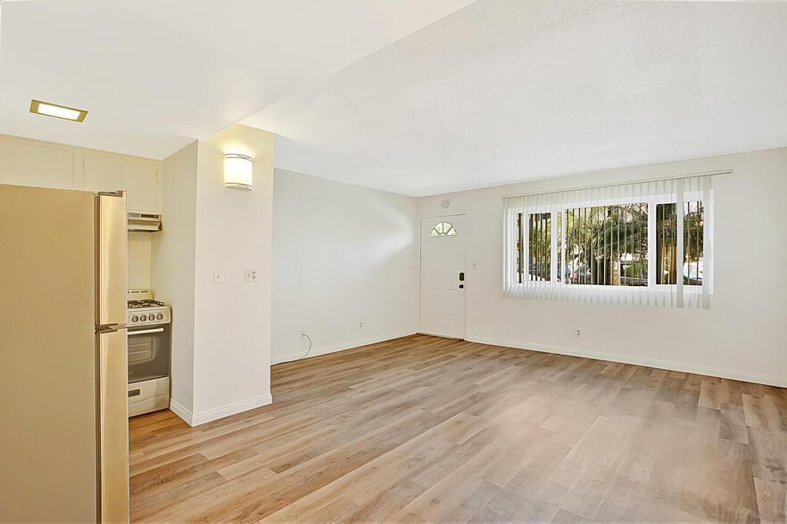 More Photos Of 6565 Sabado Tarde, Goleta Apartments For Sale