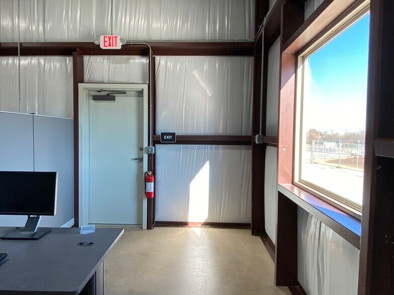 More Photos Of 9609 N Council Rd, Oklahoma City Service For Sale