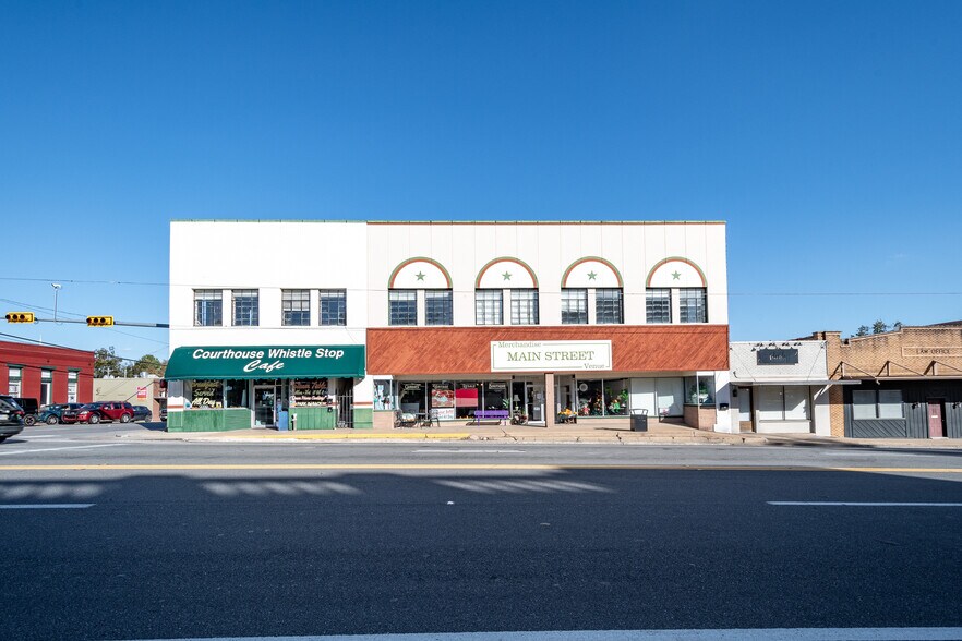 Primary Photo Of 318 N Washington Ave, Livingston General Retail For Sale