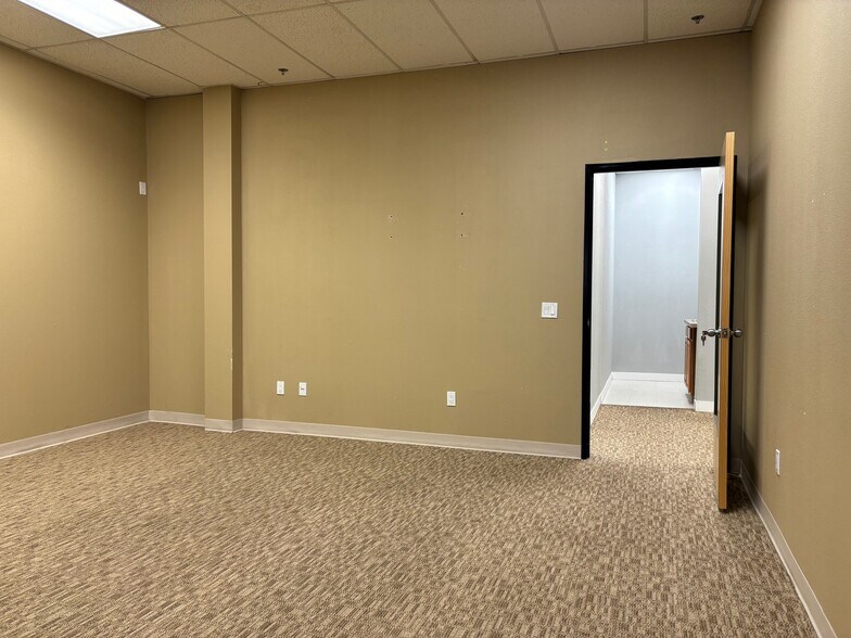 More Photos Of 105 1st St SE, Minot Apartments For Lease