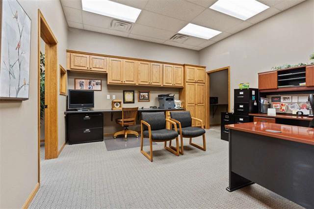 More Photos Of 217 8th Ave, Wellman Medical For Sale