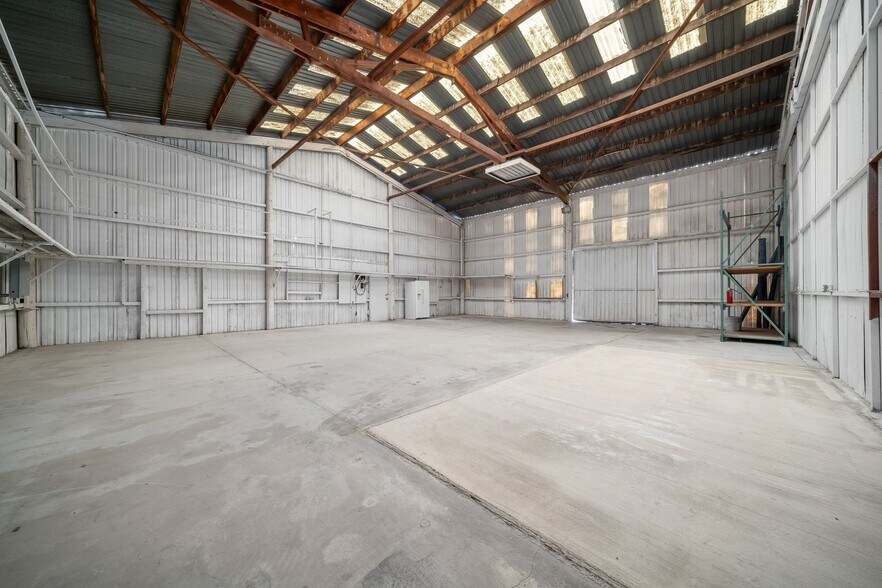 More Photos Of 2320 Ramada Dr, Paso Robles Industrial For Lease