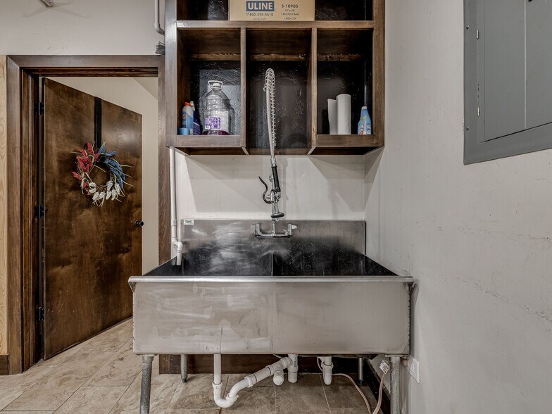 More Photos Of 113 E Broadway, Blanchard Storefront For Sale