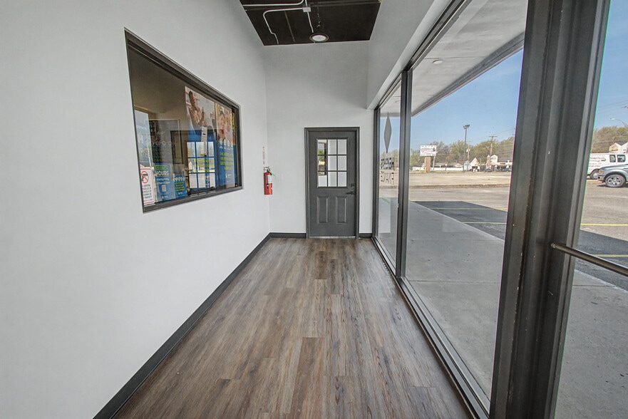 More Photos Of 3305 Chandler Rd, Muskogee Freestanding For Lease