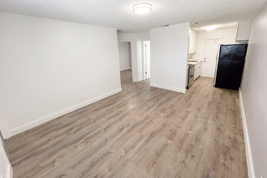 More Photos Of 5901-5911 NE 18th Ave, Fort Lauderdale Apartments For Sale