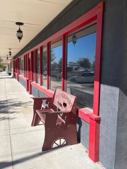 More Photos Of 921 Halsell St, Bridgeport General Retail For Sale