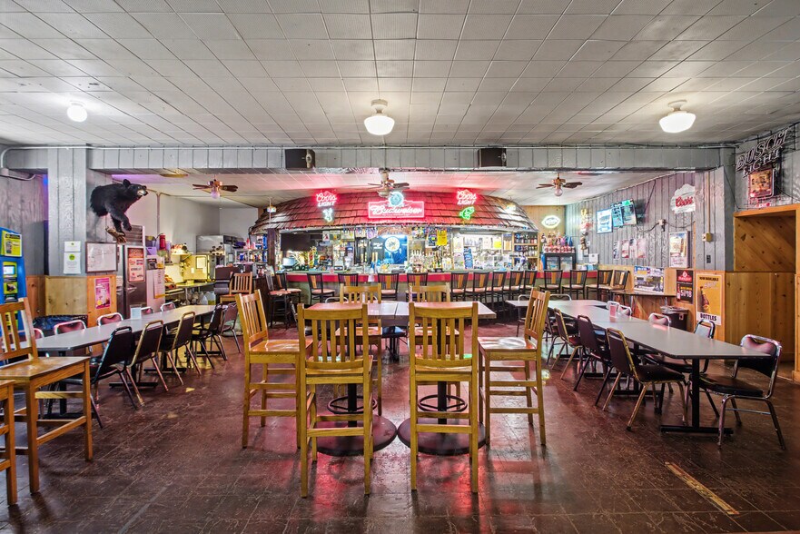 More Photos Of 7540 5th St, New Auburn Bar For Sale