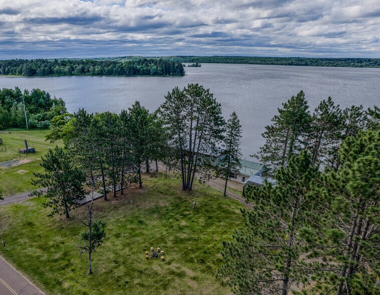 More Photos Of 8372 E Flowage Ln, Gordon Multifamily For Sale