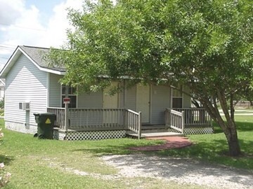 More Photos Of 2515 E Bayshore Dr, San Leon Self Storage For Sale