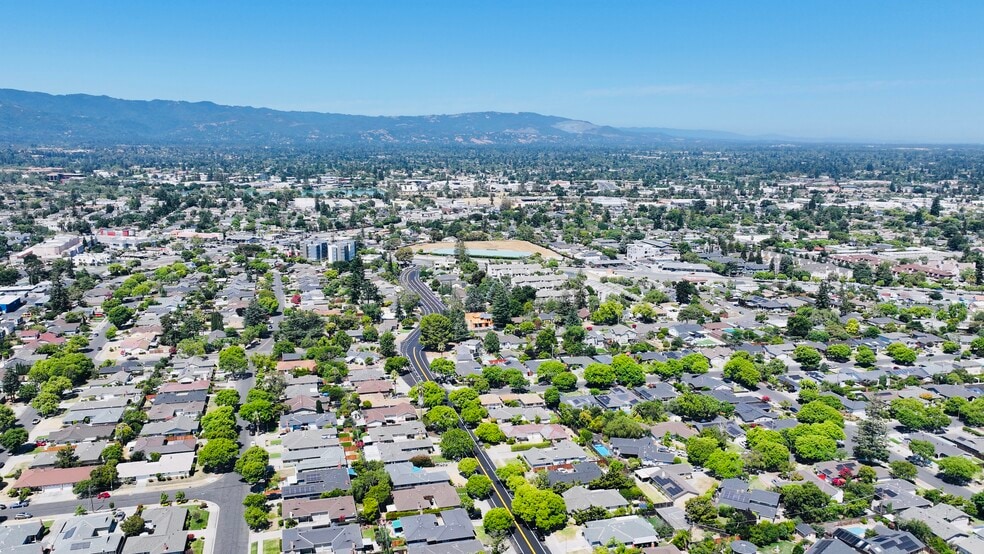 More Photos Of 3076 Union Ave, San Jose Office Residential For Sale