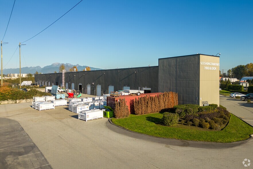 More Photos Of 1225 Kingsway Ave, Port Coquitlam Warehouse For Lease