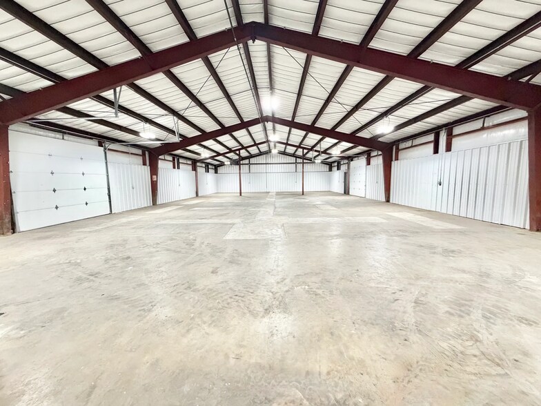 More Photos Of 4410 SW 29th St, Oklahoma City Service For Lease
