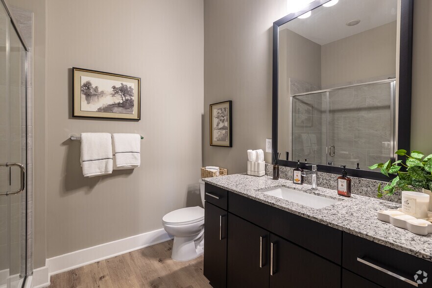 More Photos Of 146 Roberts St, Asheville Apartments For Lease