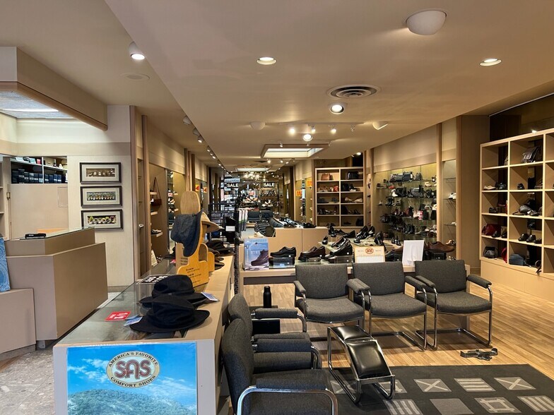 More Photos Of 1329 Ottawa St, Windsor General Retail For Sale