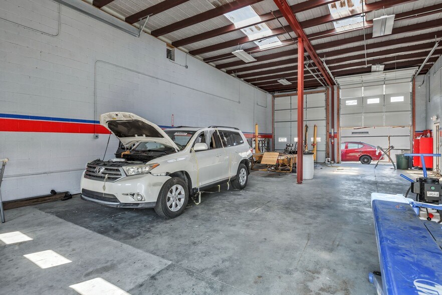 More Photos Of 2245 Murfreesboro Rd, Nashville Carwash For Sale