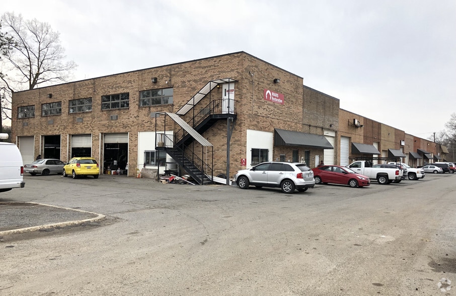 More Photos Of 7708-7732 Old Alexandria Ferry Rd, Clinton Warehouse For Lease