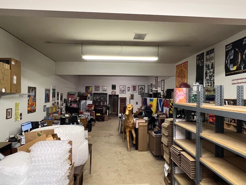 More Photos Of 527 Ramona Ave, Monterey Freestanding For Sale