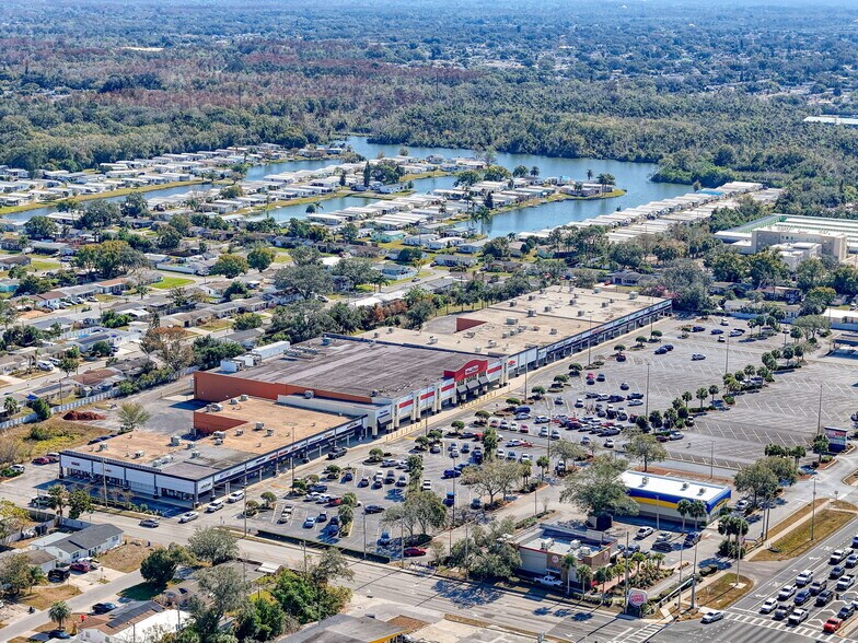 More Photos Of US Highway 19, Holiday General Retail For Lease