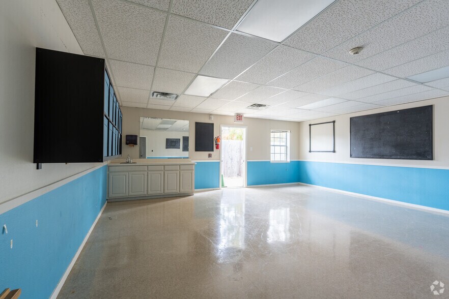 More Photos Of 50 Village Trail, Trophy Club Schools For Sale