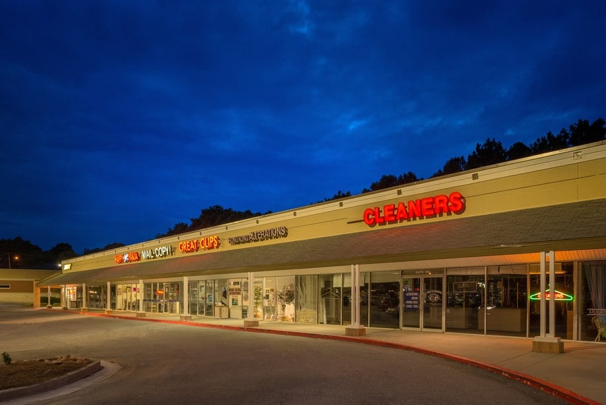 4430 Wade Green Rd, Kennesaw, GA 30144 For Lease