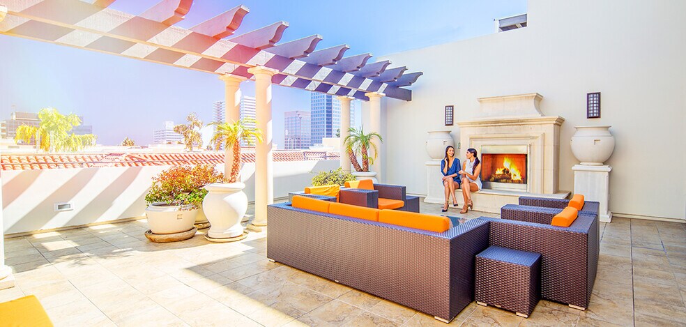 More Photos Of 11649 Mayfield Ave, Los Angeles Apartments For Sale