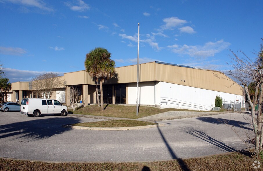 More Photos Of 3415 Bartlett Blvd, Orlando Manufacturing For Sale