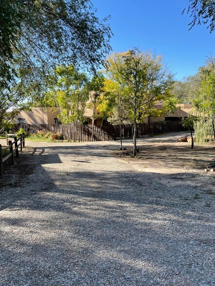 More Photos Of 1804 E College Blvd, Roswell General Retail For Sale