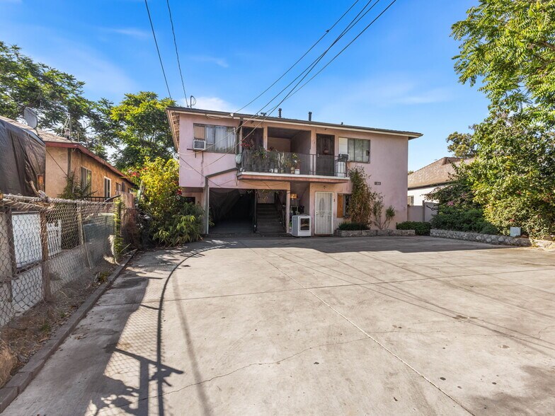 More Photos Of 667-669 N Boyle Ave, Los Angeles Apartments For Sale