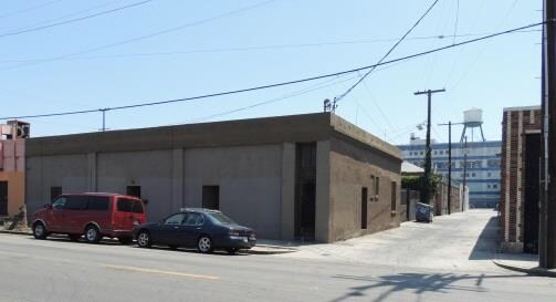 More Photos Of 2000 E 7th St, Los Angeles Storefront For Lease