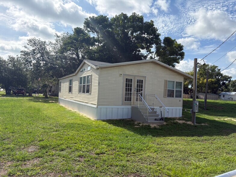 Primary Photo Of 725 N Chestnut Rd, Lakeland Multifamily For Sale