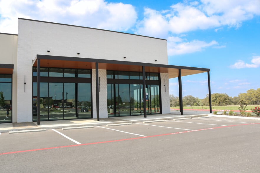 More Photos Of I-10 W & Balcones Creek Dr, Boerne Unknown For Lease