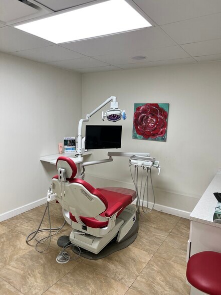 More Photos Of 3035 E Commercial Blvd, Fort Lauderdale Medical For Sale