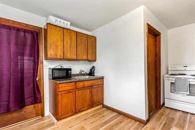 More Photos Of 11 Cleveland St, Rochester Apartments For Sale