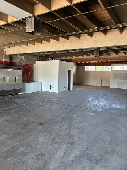 More Photos Of 15 S Front St, Rio Vista Flex For Lease