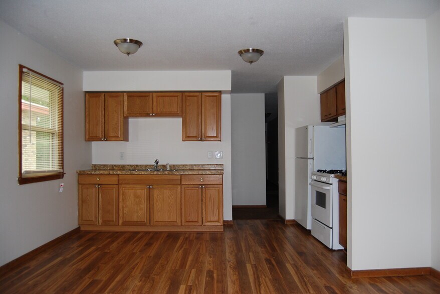 More Photos Of 2824 31st Ave S, Minneapolis Apartments For Sale