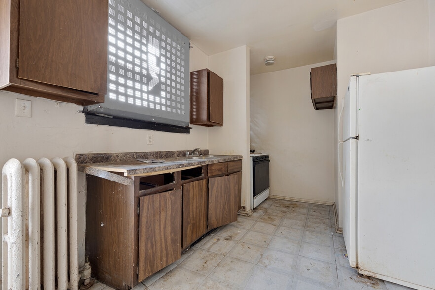 More Photos Of 6355-6357 S Francisco Ave, Chicago Apartments For Sale