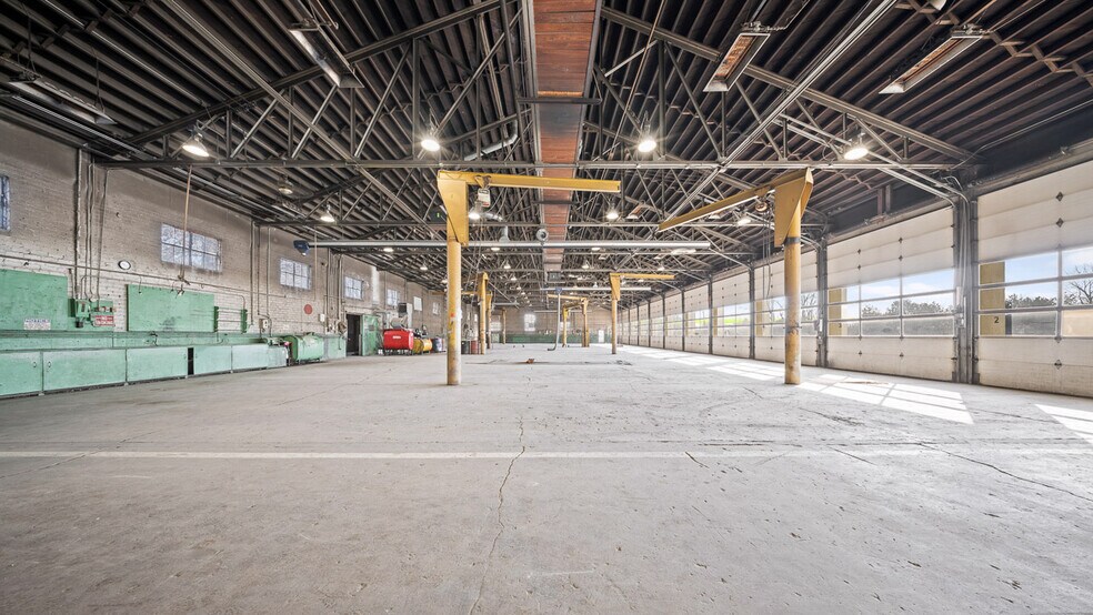 More Photos Of 1600 Toledo Rd, Norwalk Light Distribution For Lease