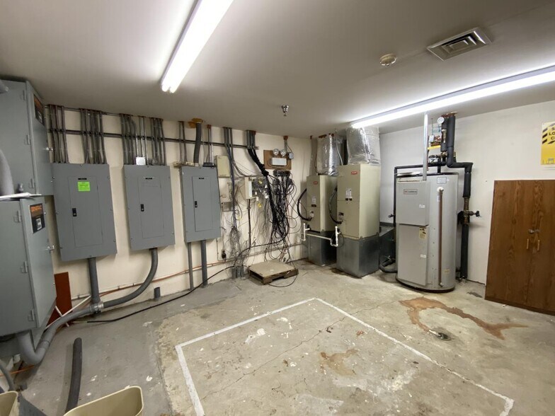 More Photos Of 17405 Lankford Hwy, Parksley Rehabilitation Center For Sale