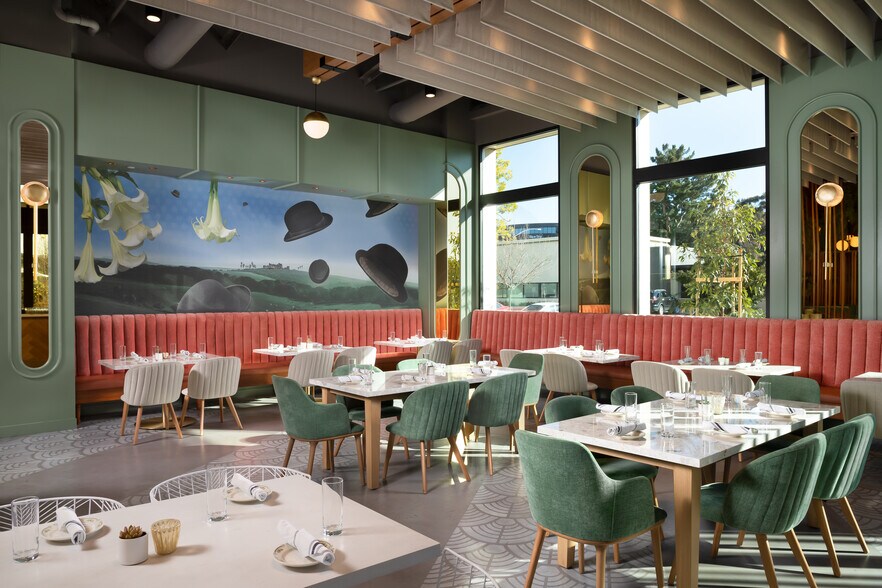 More Photos Of 9276 Scranton Rd, San Diego Unknown For Lease