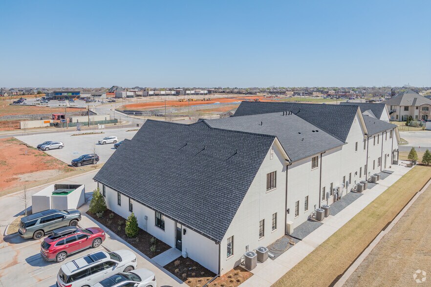 More Photos Of 3030 NW 164th, Edmond Medical For Lease