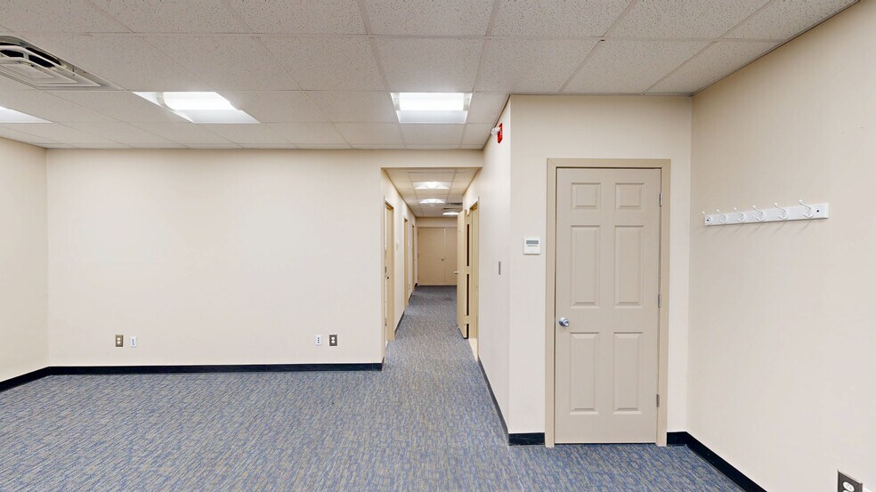 More Photos Of 17 S New York Ave, Atlantic City Parking Garage For Sale