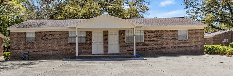More Photos Of 8640 Jernigan Rd, Pensacola Apartments For Sale