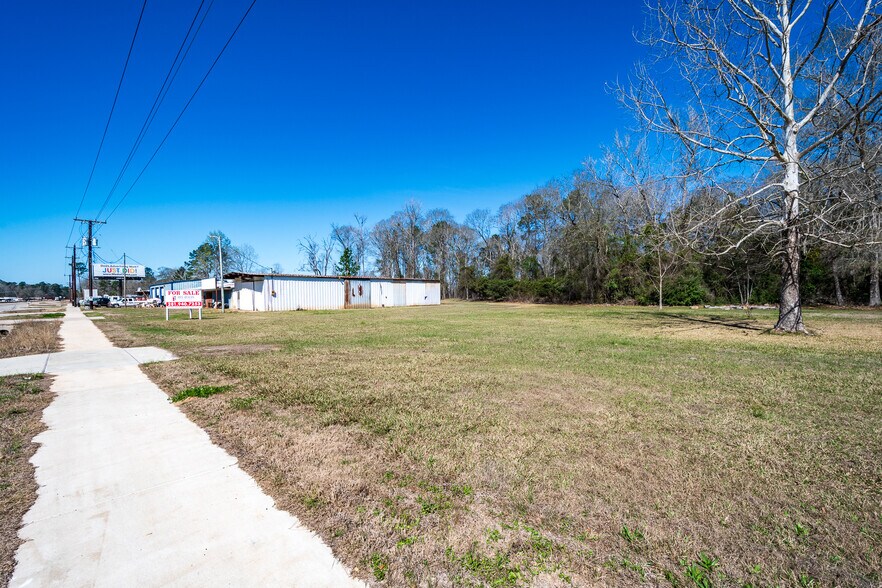 More Photos Of 19599 Highway 105, Cleveland Industrial For Sale