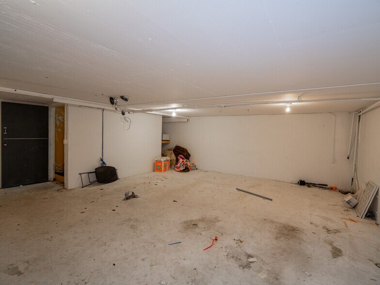 More Photos Of 400 S Air Depot Blvd, Oklahoma City Freestanding For Sale
