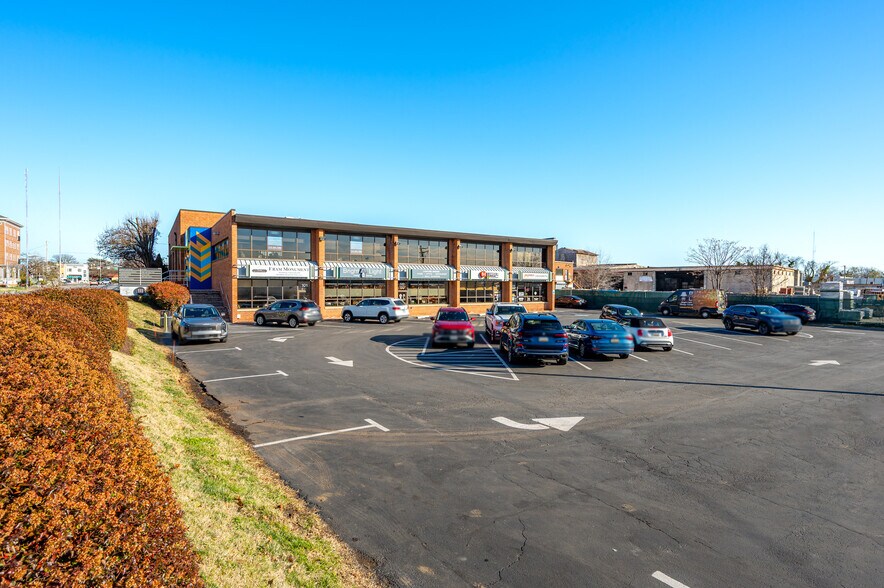 More Photos Of 111 Chinquapin Round Rd, Annapolis Flex For Lease