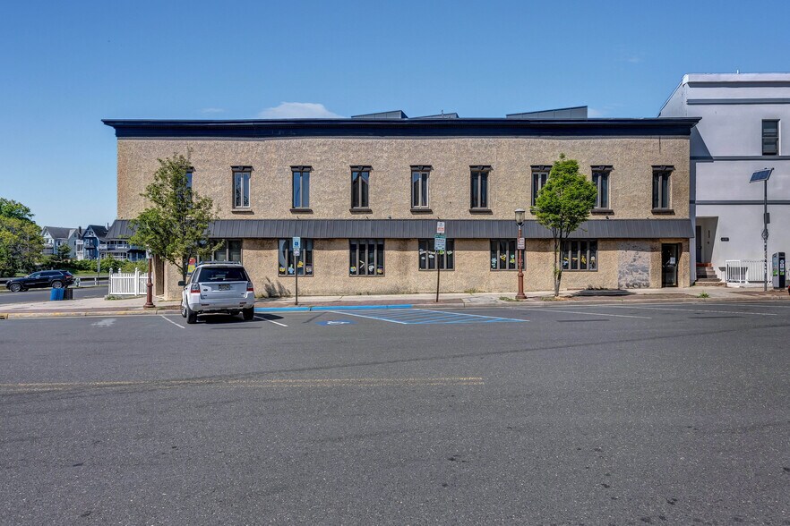 More Photos Of 601 Lake Ave, Asbury Park Office Residential For Sale